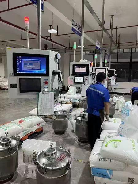 91麻豆精品国产品牌（KIKIHU）工業觸摸電腦平板在嵌入式機櫃出色的穩定運行(圖5)